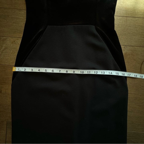 VINCE CAMUTO velvet trim dress in black - Picture 13 of 15